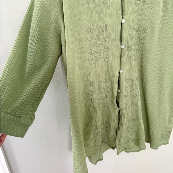 Woman Within Sage Textured Gauze Tunic Embroidered Front 3/4 Sleeve Blouse - Picture 4 of 11